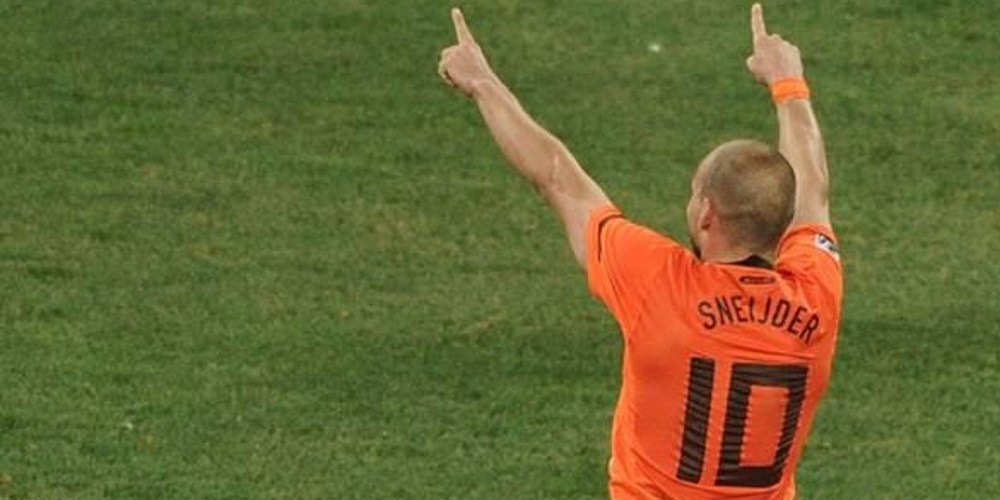 Tras anunciar su retiro, estas son las camisetas m&aacute;s recordadas de Wesley Sneijder