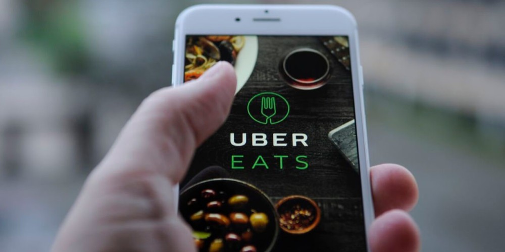 La AFA sum&oacute; a Uber Eats como nuevo sponsor digital