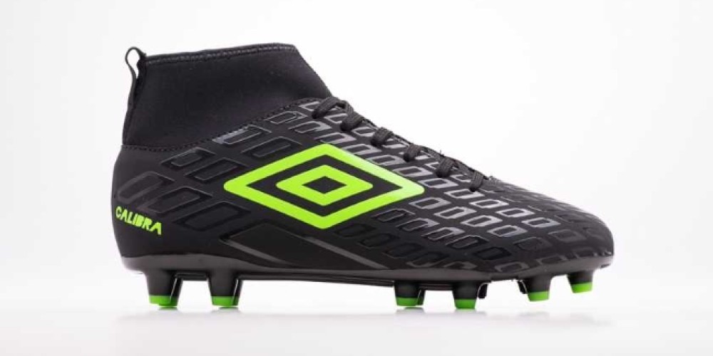 Umbro se suma a la moda &lsquo;collar&rsquo; con sus nuevos botines