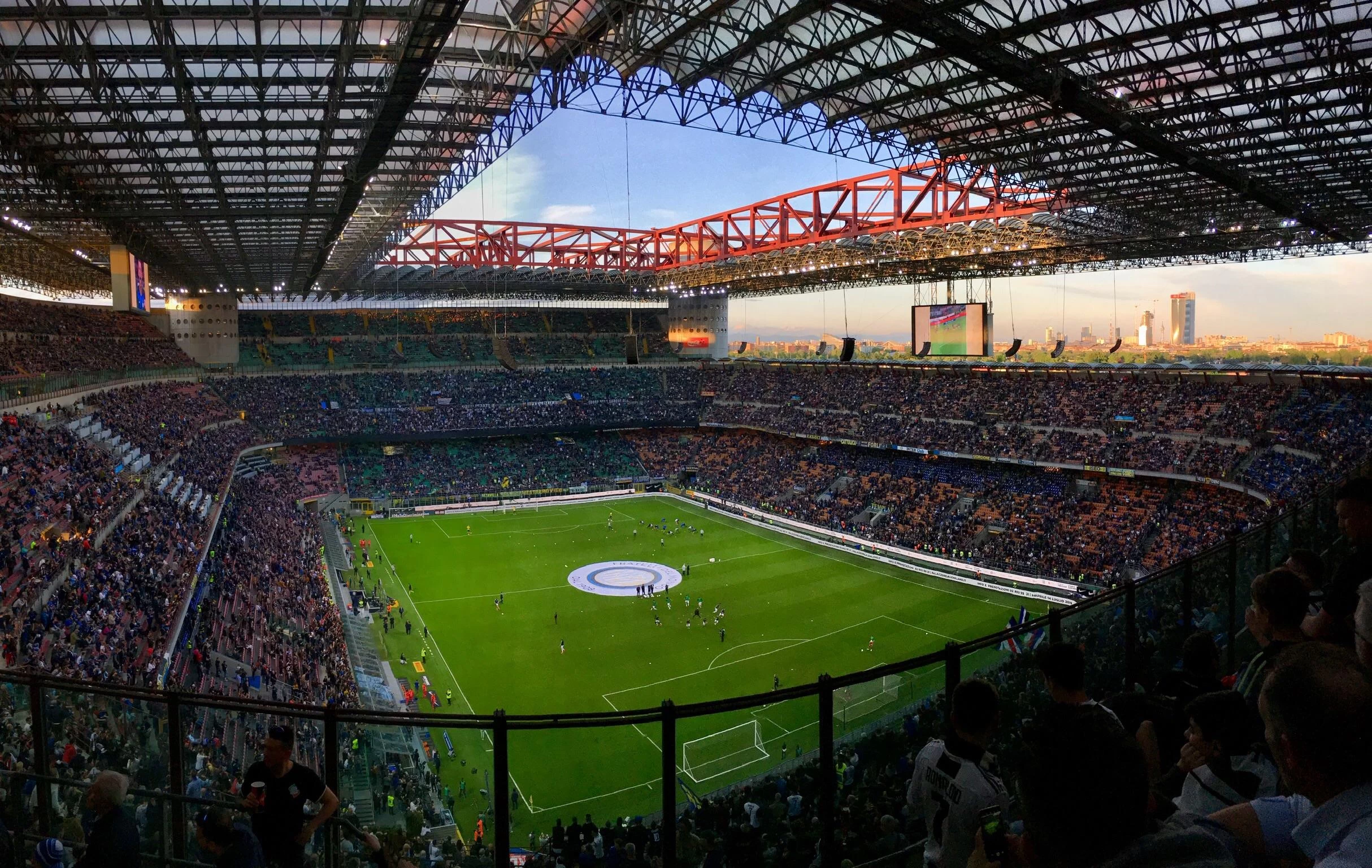 AC Milán se aleja de San Siro y construirá un nuevo estadio