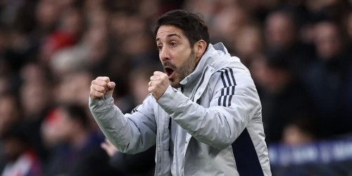 El técnico especializado en pelotas paradas del Arsenal tiene un bonus por cada gol por esa vía