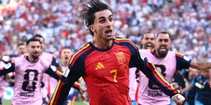 ¿Cuánto aumentó el interés por la remera de Ferran Torres?