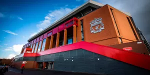 Liverpool vendió el 30% de sus acciones a al grupo inversor de Jeff Bezos, fundador de Amazon