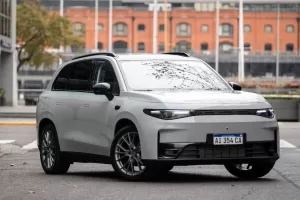 Nuevo Leapmotor C10 ultra-híbrido: un SUV tecnológico, confortable y seguro con más de 1.000 Km de autonomía